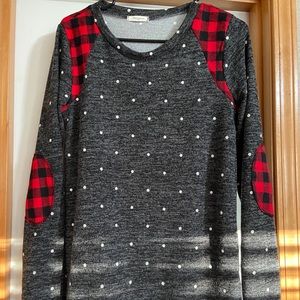 Buffalo Dot Top- Size Small. New without tags.